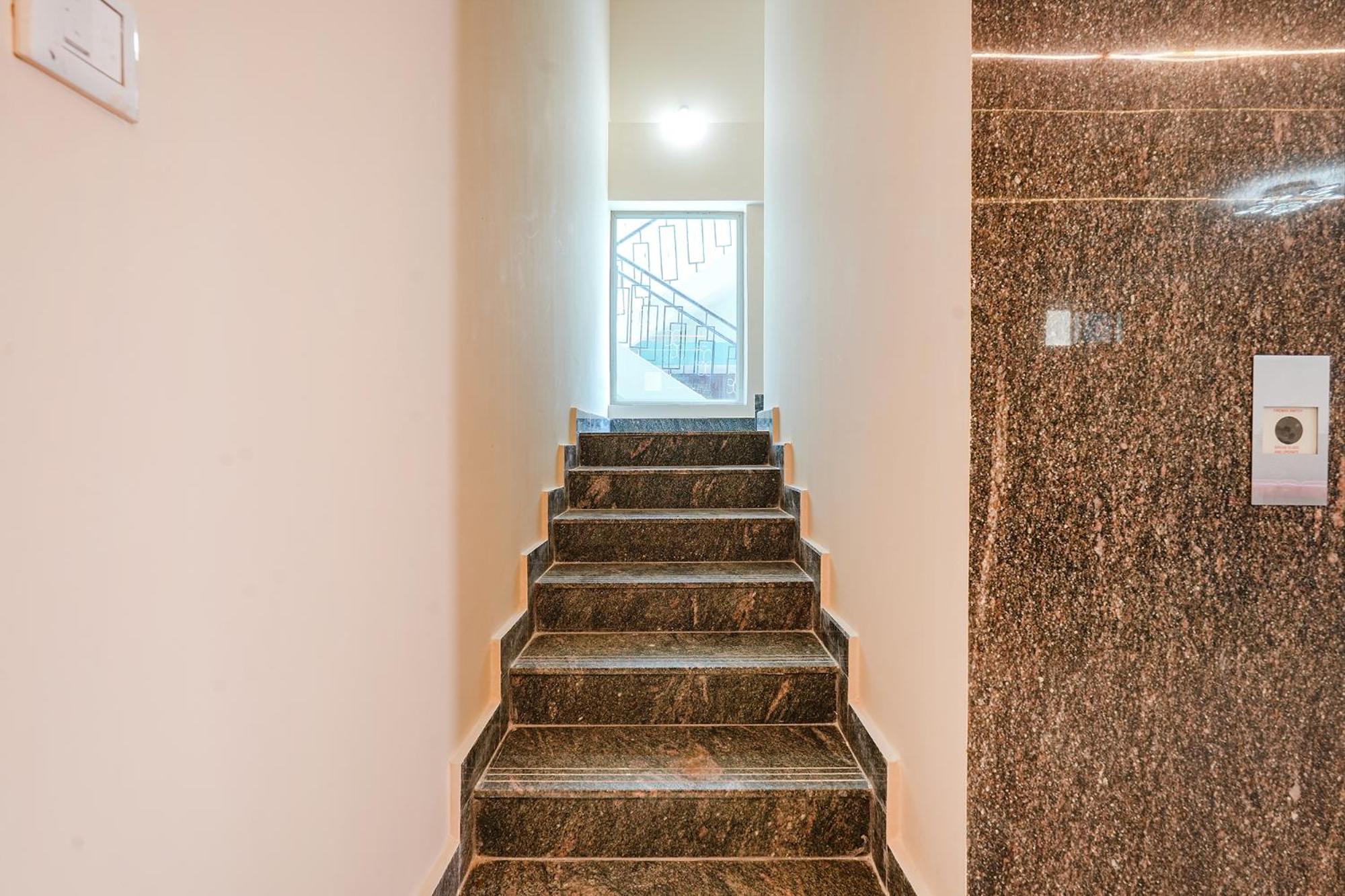Fabhotel Crystal Suites Bengaluru Zewnętrze zdjęcie
